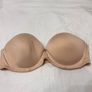 BOUTIQUE Women's Strapless Intimates Nude Tan Sz M 36B Everyday Comfotable Bra